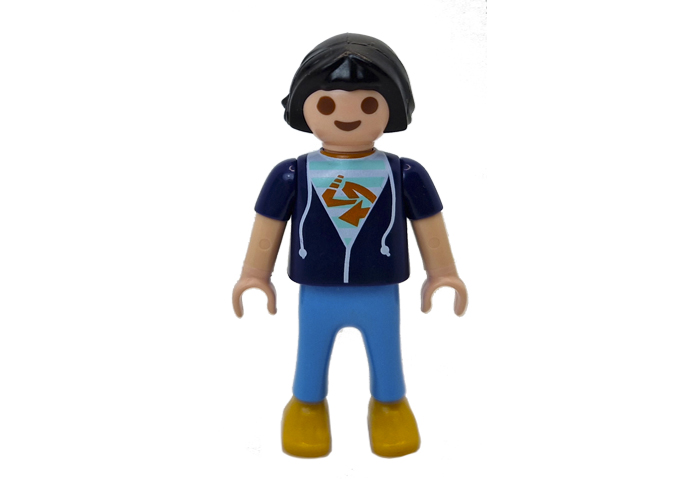 Playmobil Niña morena chándal playmobil